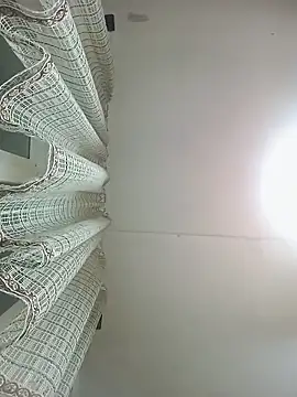 Lauren Amabel online show from 22, 4, 2026