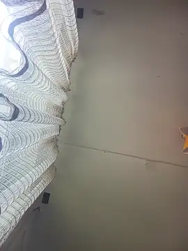 Lauren Amabel online show from 27, 4, 2026