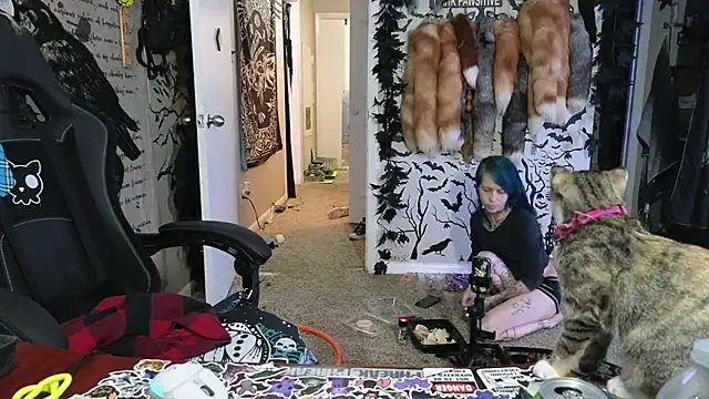 Snapshot of trashbrat chatting on 14, 11, 2025 trashbrat online show from 14, 11, 2025