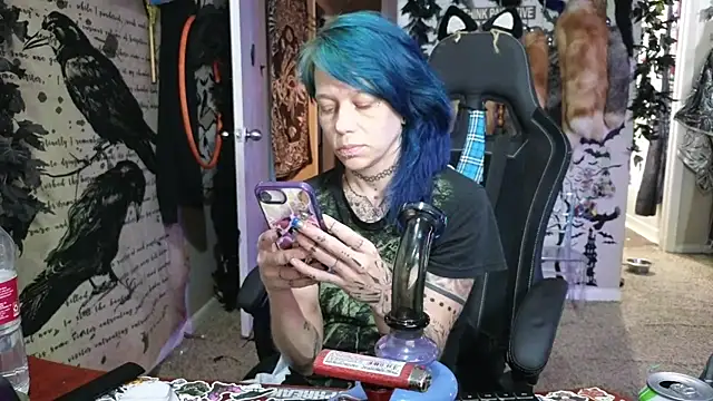 Snapshot of trashbrat chatting on 20, 11, 2025 trashbrat online show from 20, 11, 2025