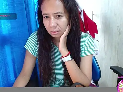 Danielagomez33 online show from 18, 2, 2026