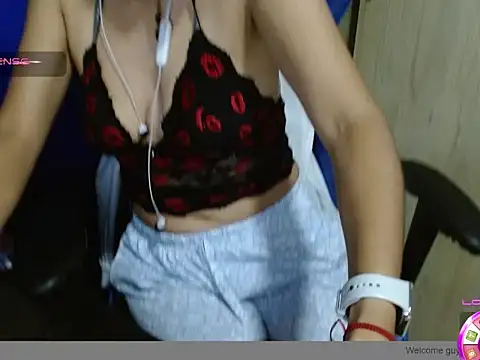 Danielagomez33 online show from 15, 3, 2026