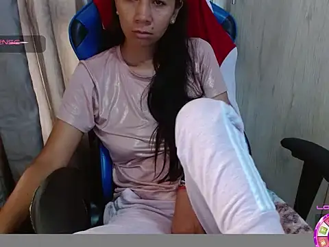 Danielagomez33 online show from 9, 4, 2026