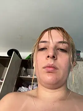 Snapshot of Blue_Angell chatting on 26, 9, 2025 Blue Angell online show from 26, 9, 2025