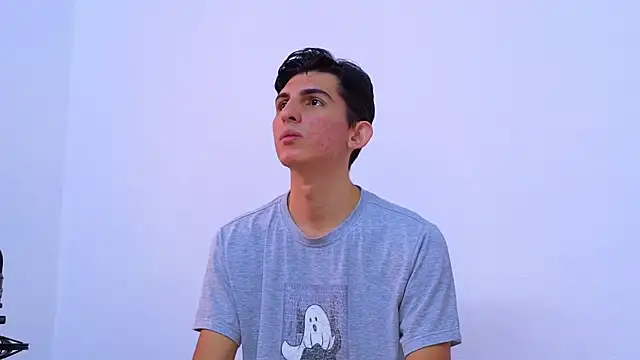 Snapshot of Ana_and_Leo chatting on 10, 2, 2025 Ana and Leo online show from 10, 2, 2025