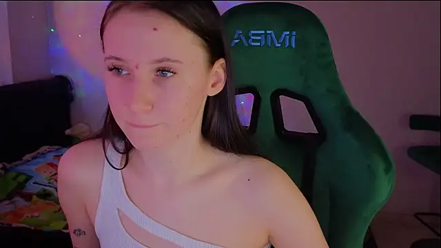 mon lola online show from 16, 3, 2025