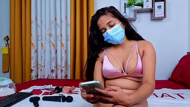 Snapshot of Tatoo_girl chatting on 31, 10, 2025 Tatoo girl online show from 31, 10, 2025