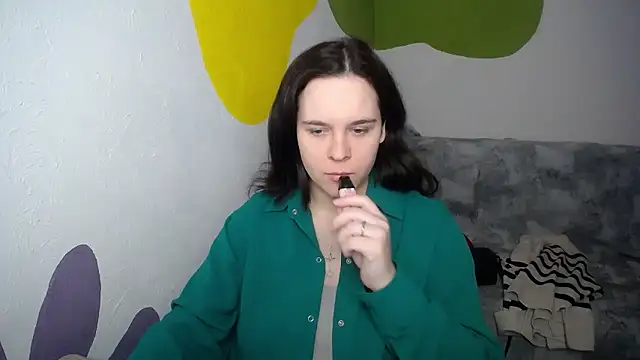 mini girly online show from 6, 1, 2026