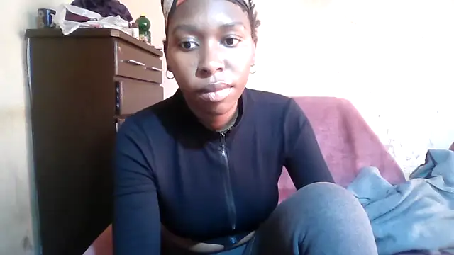 Hotdaily04 online show from 21, 9, 2025