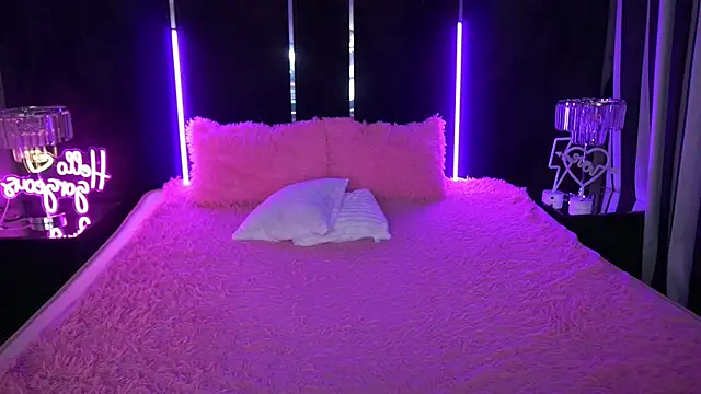 Snapshot of Marmeladkaaa chatting on 2, 10, 2025 Marmeladkaaa online show from 2, 10, 2025