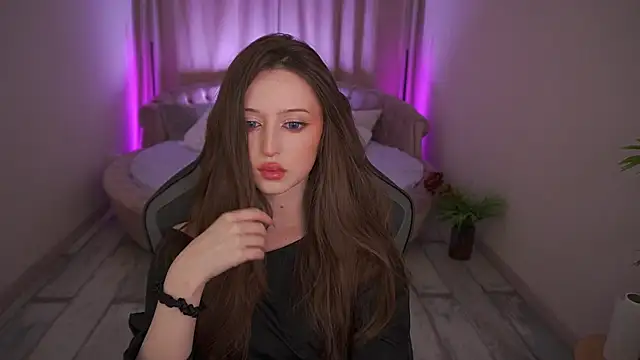 Snapshot of Marmeladkaaa chatting on 8, 10, 2025 Marmeladkaaa online show from 8, 10, 2025