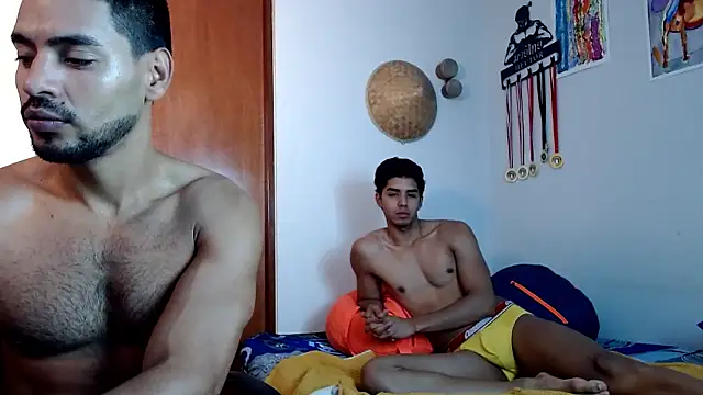 HOTLATINO2025 online show from 15, 1, 2026