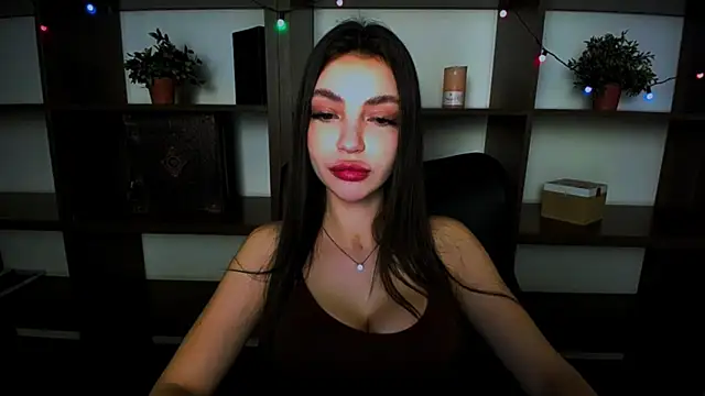 Lexi Jous online show from 7, 3, 2025