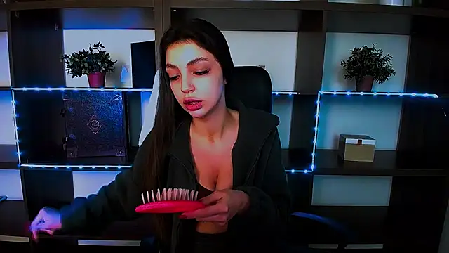 Lexi Jous online show from 15, 3, 2025