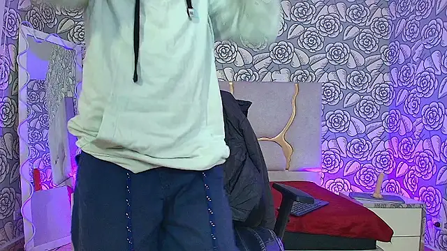 Axel tay online show from 13, 3, 2026