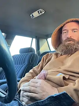 Snapshot of 32XRedBeard chatting on 1, 2, 2026 32XRedBeard online show from 1, 2, 2026