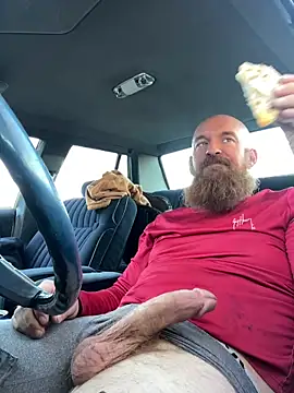 Snapshot of 32XRedBeard chatting on 24, 2, 2026 32XRedBeard online show from 24, 2, 2026