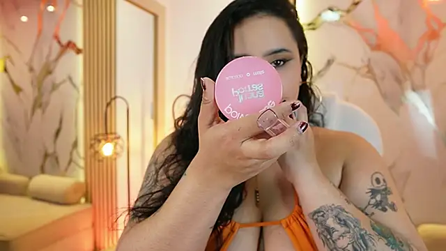 Emma Walkerr  online show from 7, 2, 2026