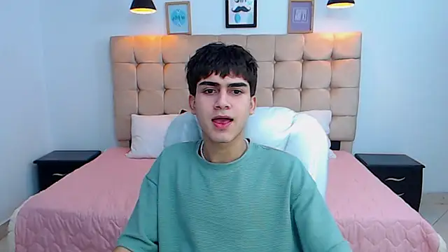 Tommy18   online show from 14, 1, 2025