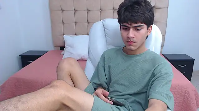 Tommy18   online show from 7, 2, 2025