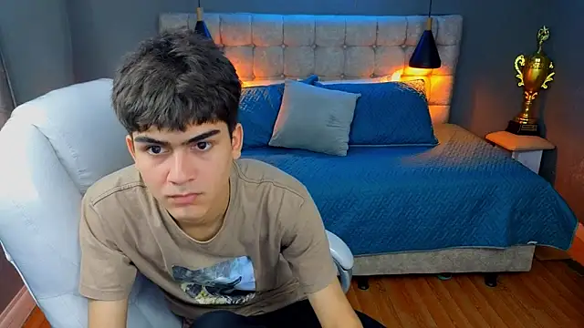 Tommy18   online show from 18, 3, 2025