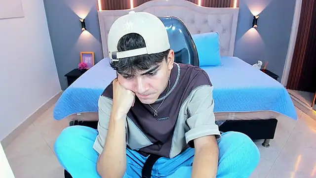 Tommy18   online show from 25, 4, 2026