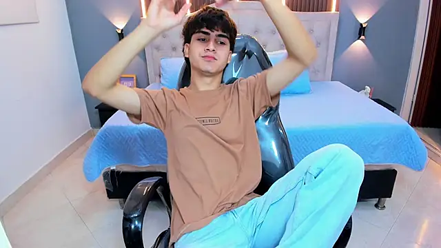 Tommy18   online show from 26, 4, 2026