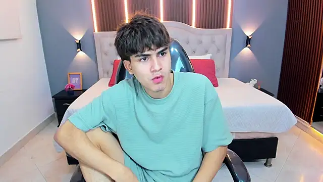 Tommy18   online show from 28, 4, 2026