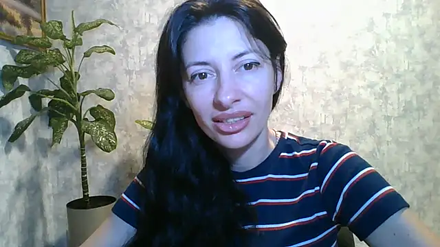 LissaBlossom online show from 8, 6, 2026
