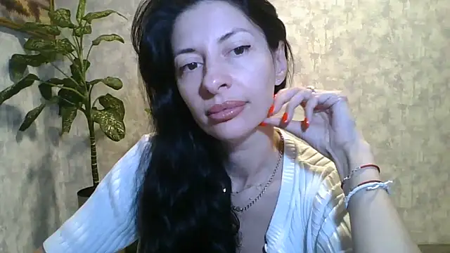 LissaBlossom online show from 9, 6, 2026