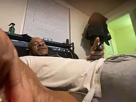 MrDaddyBbSnake online show from 18, 1, 2025