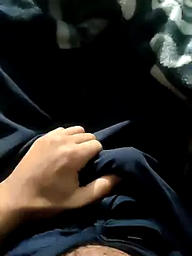 TOPMOON001 online show from 28, 1, 2025