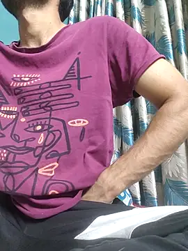 TOPMOON001 online show from 8, 4, 2026