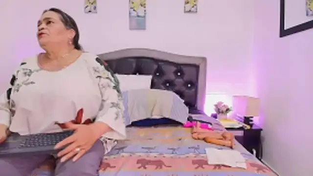 VickyBoobss online show from 24, 4, 2026