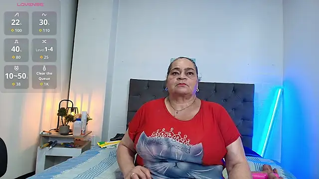 Snapshot of VickyBoobss chatting on 13, 5, 2026 VickyBoobss online show from 13, 5, 2026