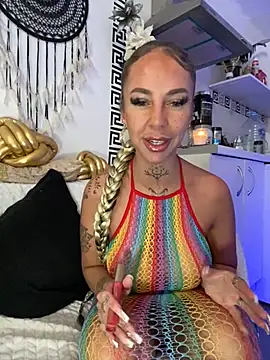 CheekyChels online show from 14, 3, 2025