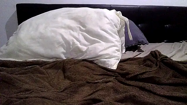 Quentin7501 online show from 12, 3, 2026