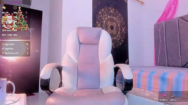 giorgia jones online show from 11, 1, 2025