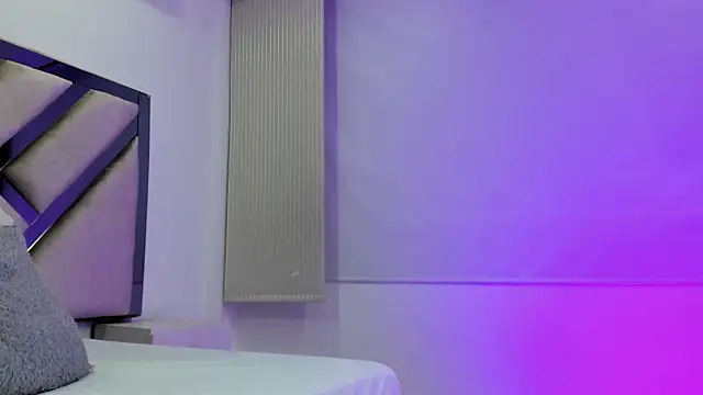 kathy bakerr online show from 24, 4, 2026