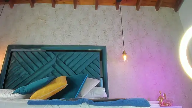 Marttina Ruiz online show from 11, 4, 2026