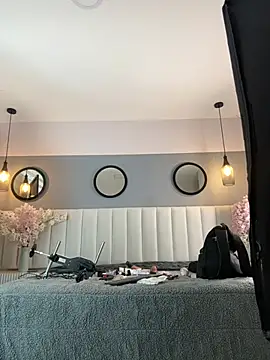 chelsea bolton  online show from 23, 4, 2026