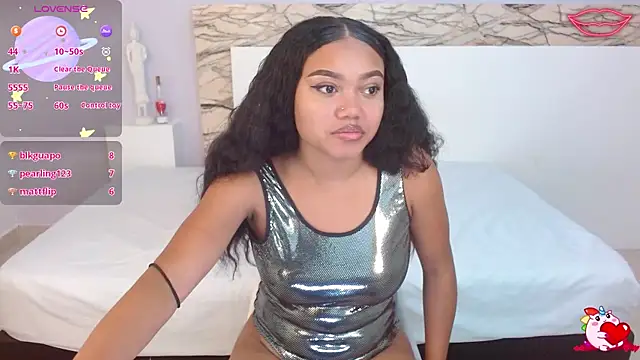 Snapshot of JasmineRose7 chatting on 3, 3, 2025 JasmineRose7 online show from 3, 3, 2025