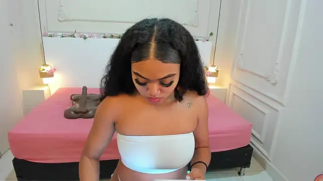 Snapshot of JasmineRose7 chatting on 23, 10, 2025 JasmineRose7 online show from 23, 10, 2025