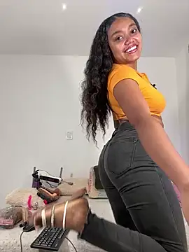 JasmineRose7 online show from 21, 4, 2026