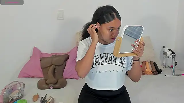 JasmineRose7 online show from 23, 4, 2026