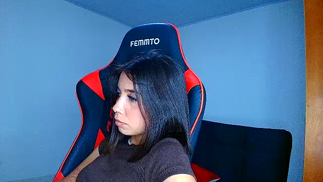 Rousse violett online show from 4, 11, 2025