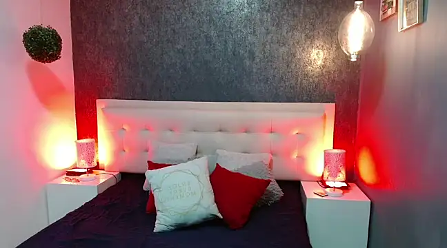 gabriela cortez online show from 3, 2, 2025