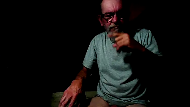 Snapshot of Aldick68 chatting on 13, 3, 2025 Aldick68 online show from 13, 3, 2025