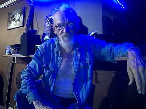 Snapshot of Aldick68 chatting on 23, 11, 2025 Aldick68 online show from 23, 11, 2025