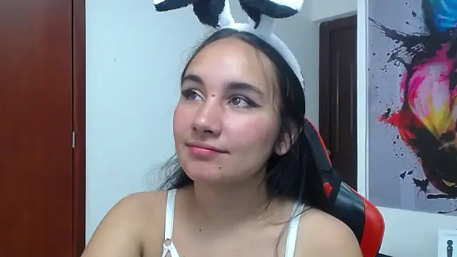 Maylin horny19 online show from 8, 2, 2026